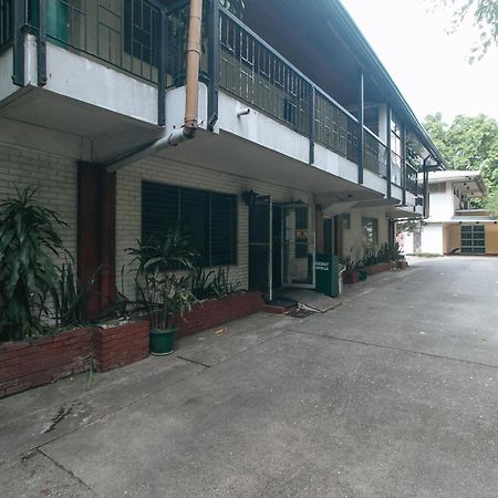 Reddoorz At Broadway Court Apartelle Quezon City Dış mekan fotoğraf