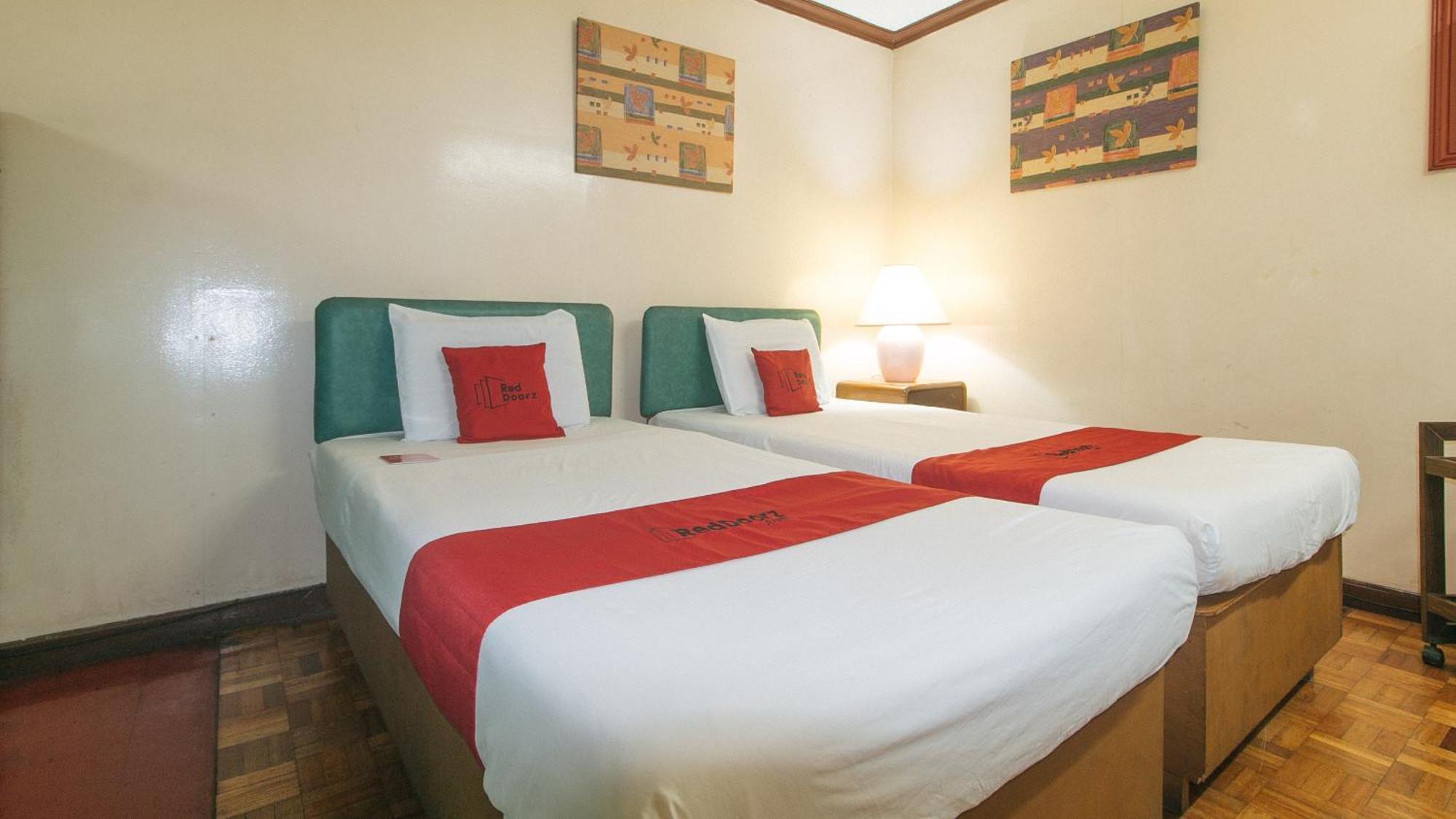Reddoorz At Broadway Court Apartelle Quezon City Dış mekan fotoğraf