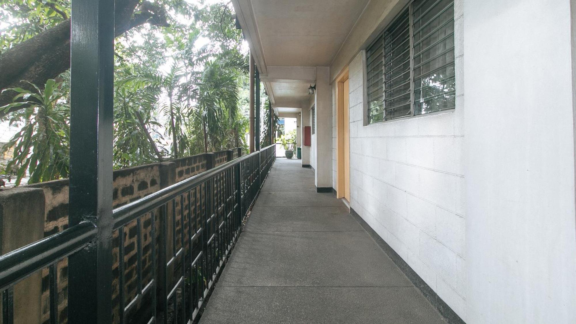 Reddoorz At Broadway Court Apartelle Quezon City Dış mekan fotoğraf