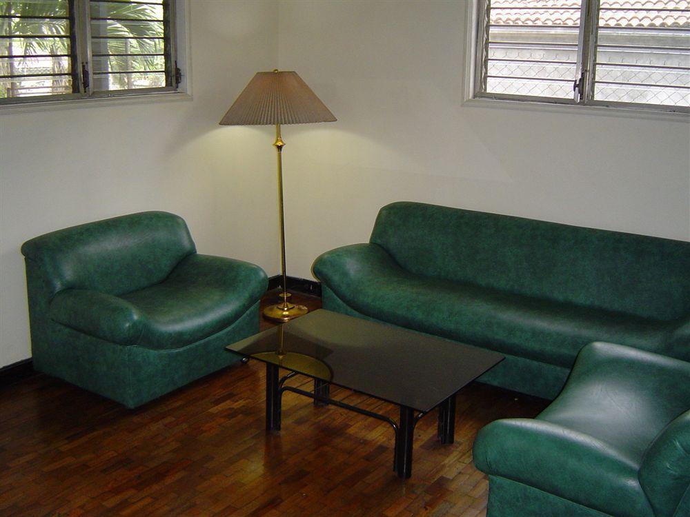 Reddoorz At Broadway Court Apartelle Quezon City Dış mekan fotoğraf
