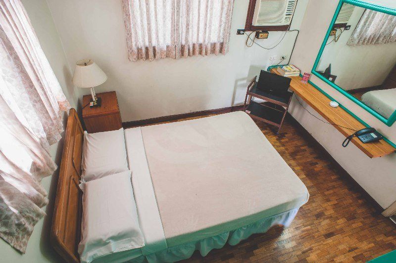 Reddoorz At Broadway Court Apartelle Quezon City Dış mekan fotoğraf
