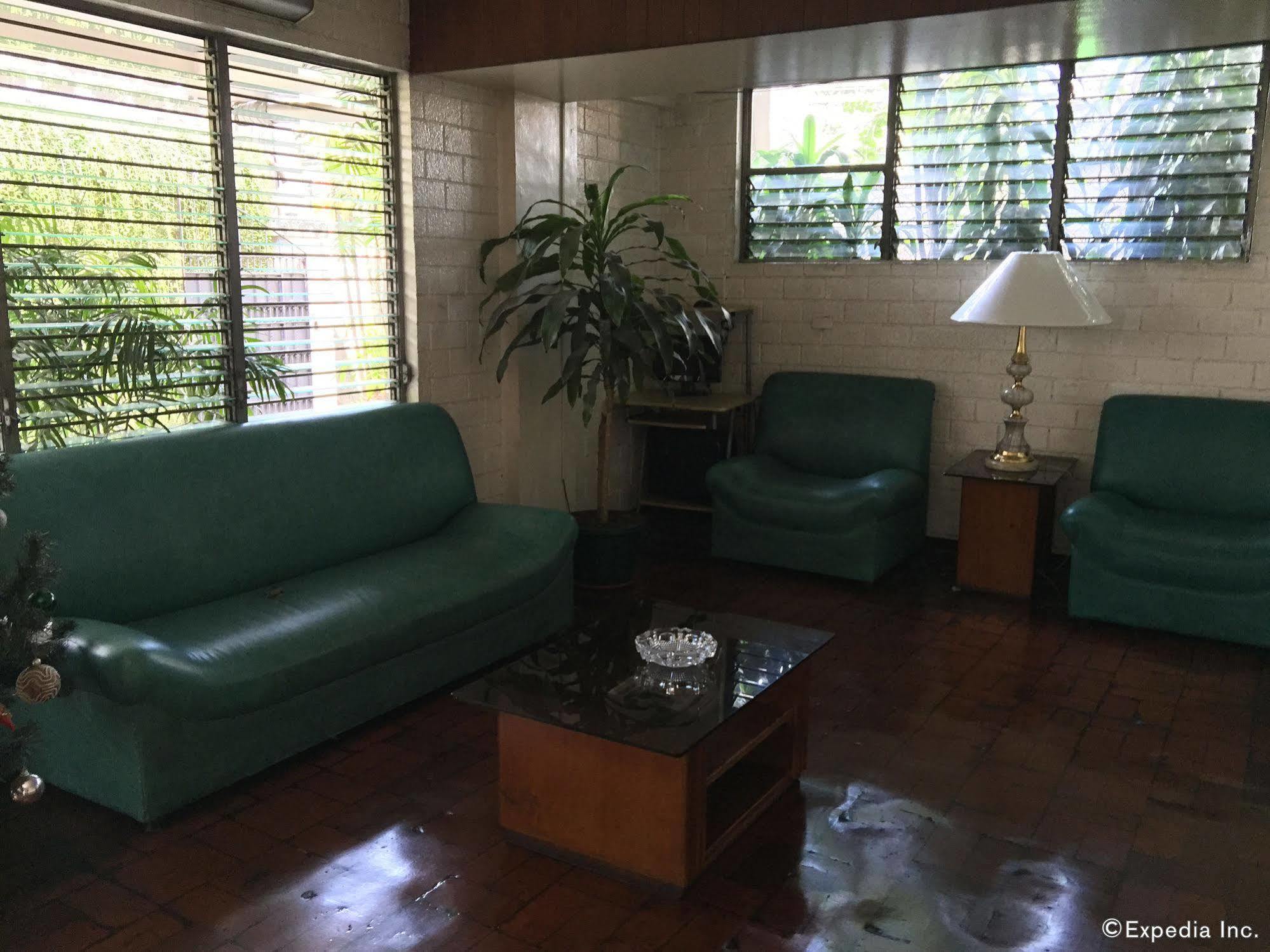 Reddoorz At Broadway Court Apartelle Quezon City Dış mekan fotoğraf